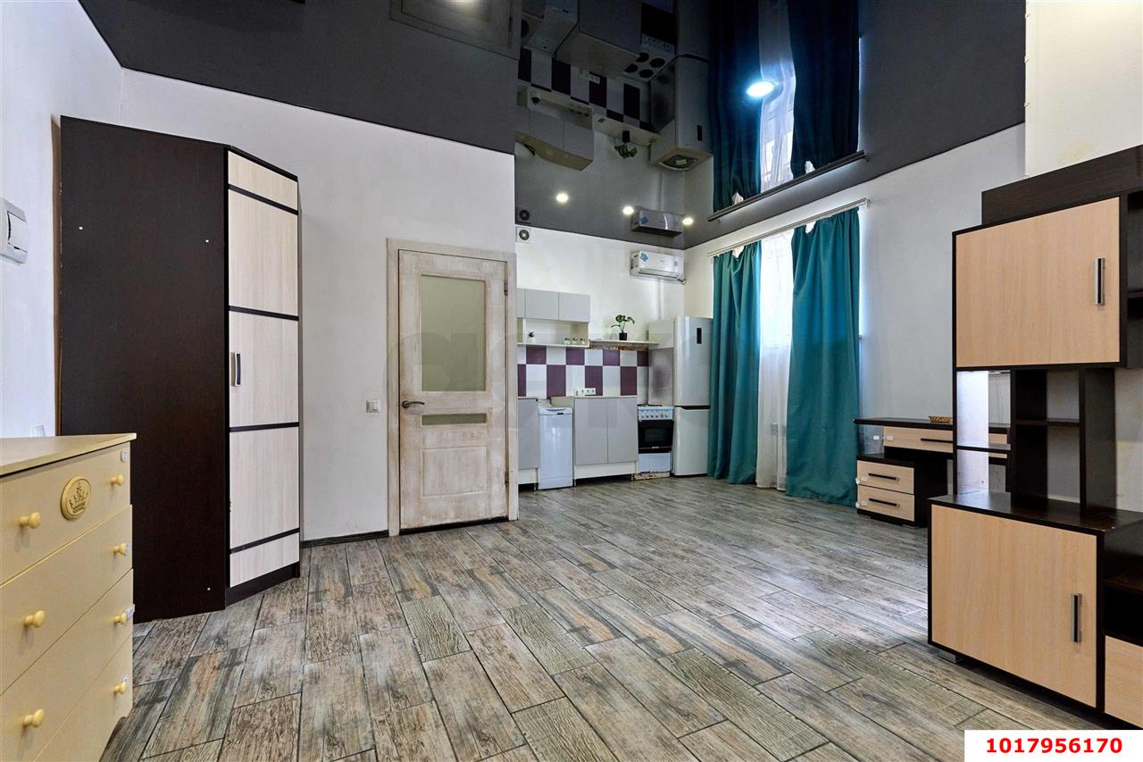 Фото №2: Студия <span class="whitespace-nowrap">42 м²</span>, <span class="whitespace-nowrap">1/4 эт.</span> - Краснодар, мкр. Прикубанский внутригородской округ, ул. имени Ивана Лотышева, 5