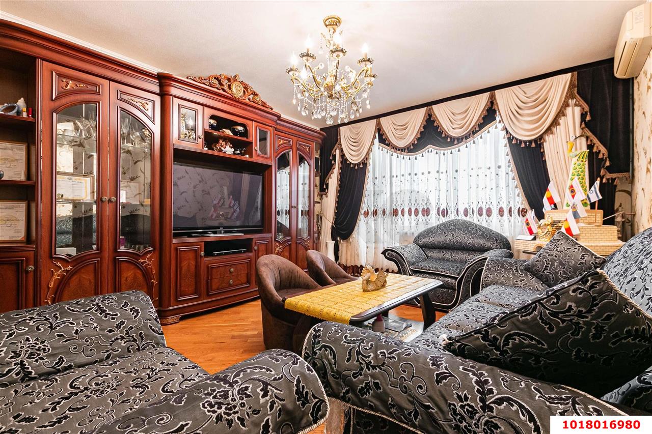 Фото №4: 3-комнатная квартира <span class="whitespace-nowrap">100 м²</span>, <span class="whitespace-nowrap">5/10 эт.</span> - Краснодар, Прикубанский внутригородской округ, мкр. Фестивальный, ул. Воровского, 180