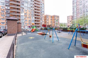 Фото №1: 2-комнатная квартира <span class="whitespace-nowrap">52 м²</span>, <span class="whitespace-nowrap">14/25 эт.</span> - Краснодар, мкр. ЖК Москва, ул. Российская, 79/3к2