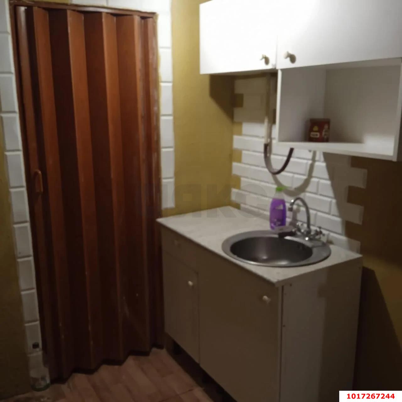 Фото №5: 1-комнатная квартира <span class="whitespace-nowrap">30 м²</span>, <span class="whitespace-nowrap">1/1 эт.</span> - Краснодар, Западный внутригородской округ, мкр. Центральный, ул. имени Калинина, 307