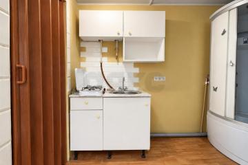 Фото №1: 1-комнатная квартира <span class="whitespace-nowrap">30 м²</span>, <span class="whitespace-nowrap">1/1 эт.</span> - Краснодар, мкр. Центральный, ул. имени Калинина, 307