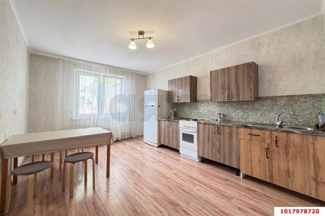 Фото №5: 2-комнатная квартира <span class="whitespace-nowrap">64 м²</span>, <span class="whitespace-nowrap">10/16 эт.</span> - Краснодар, Прикубанский внутригородской округ, мкр. Восточно-Кругликовский, ул. Героя Владислава Посадского, 50