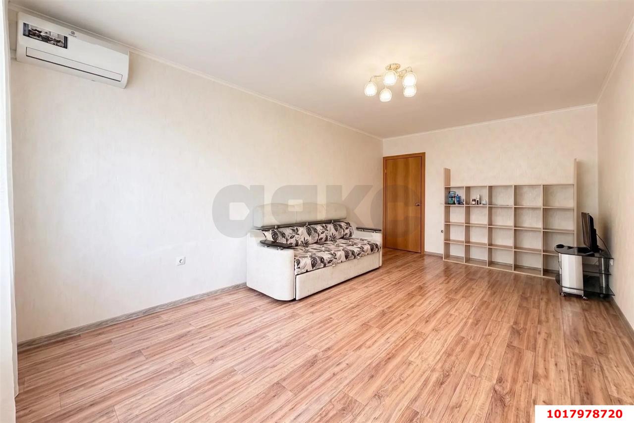 Фото №2: 2-комнатная квартира <span class="whitespace-nowrap">64 м²</span>, <span class="whitespace-nowrap">10/16 эт.</span> - Краснодар, Прикубанский внутригородской округ, мкр. Восточно-Кругликовский, ул. Героя Владислава Посадского, 50