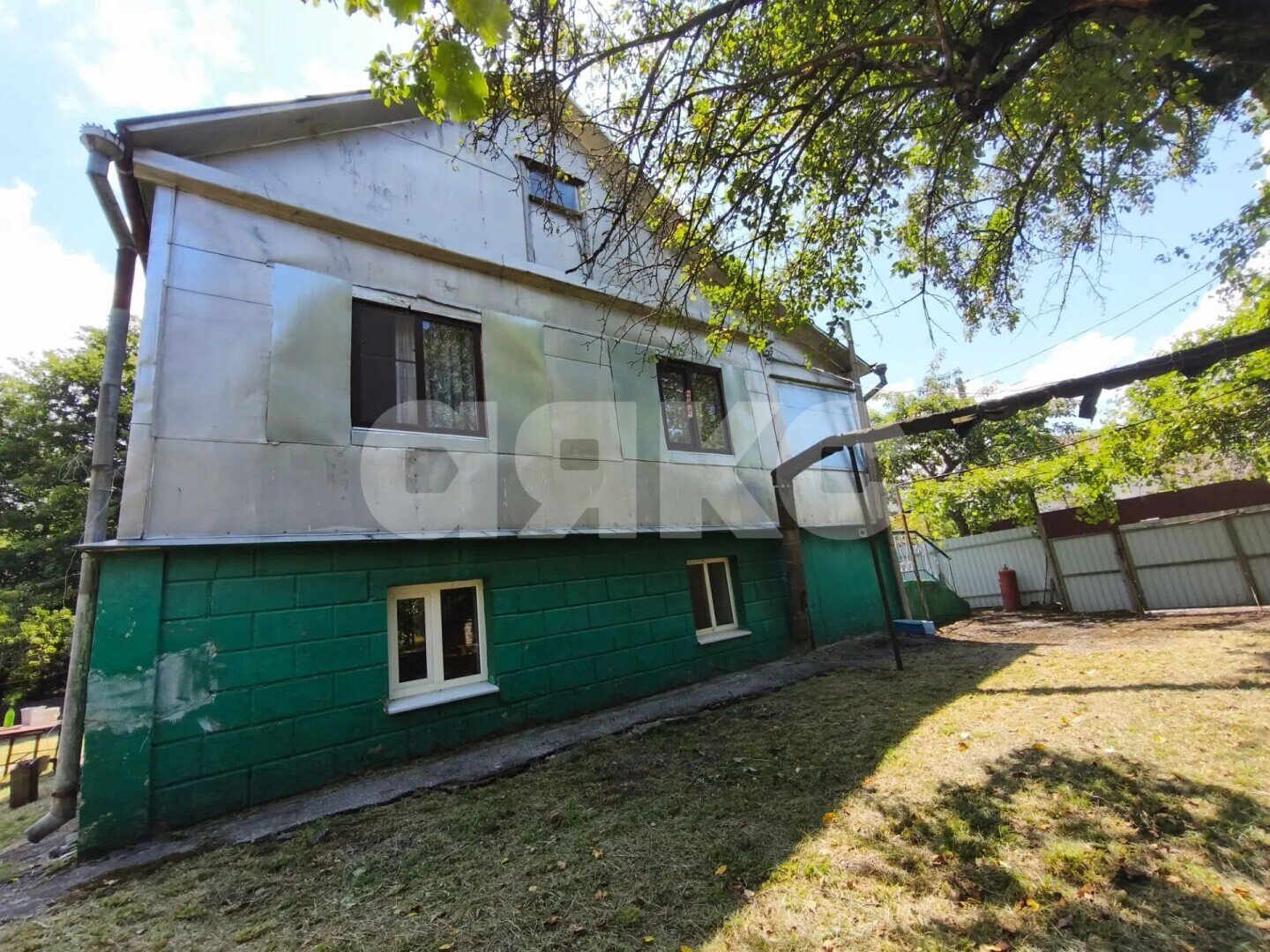 Фото №4: Дом <span class="whitespace-nowrap">89 м²</span> <span class="whitespace-nowrap">+ 16 сот.</span>, <span class="whitespace-nowrap">2 эт.</span> - Георгиевское, мкр. квартал Центральный, ул. Советская, 40
