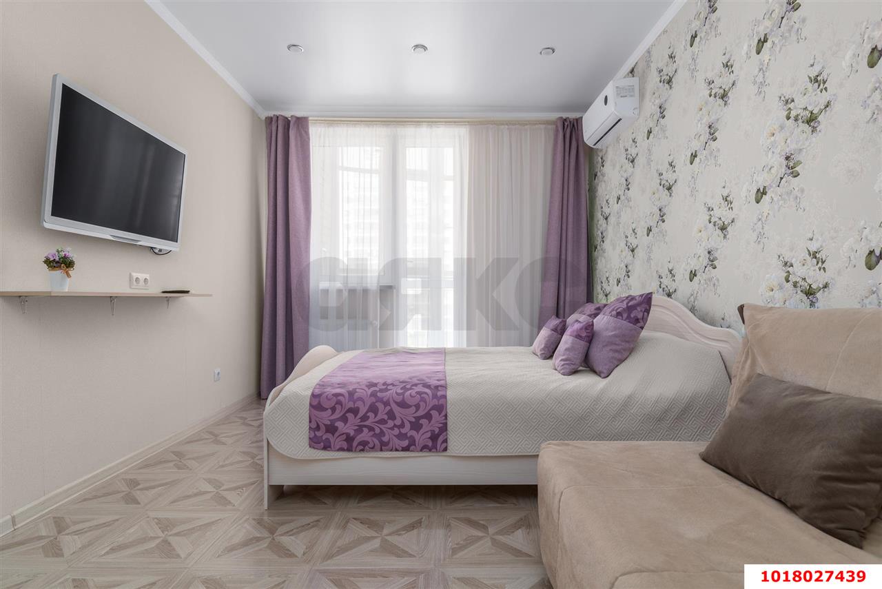 Фото №9: 2-комнатная квартира <span class="whitespace-nowrap">65 м²</span>, <span class="whitespace-nowrap">4/24 эт.</span> - Краснодар, Прикубанский внутригородской округ, имени Петра Метальникова, мкр. ЖК Времена Года 3, ул. Цезаря Куникова, 24к3