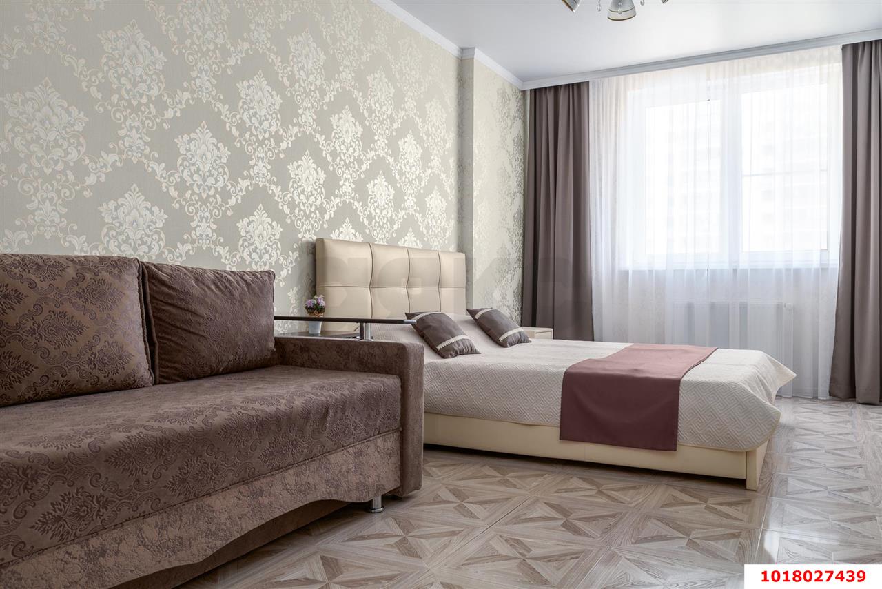 Фото №7: 2-комнатная квартира <span class="whitespace-nowrap">65 м²</span>, <span class="whitespace-nowrap">4/24 эт.</span> - Краснодар, Прикубанский внутригородской округ, имени Петра Метальникова, мкр. ЖК Времена Года 3, ул. Цезаря Куникова, 24к3