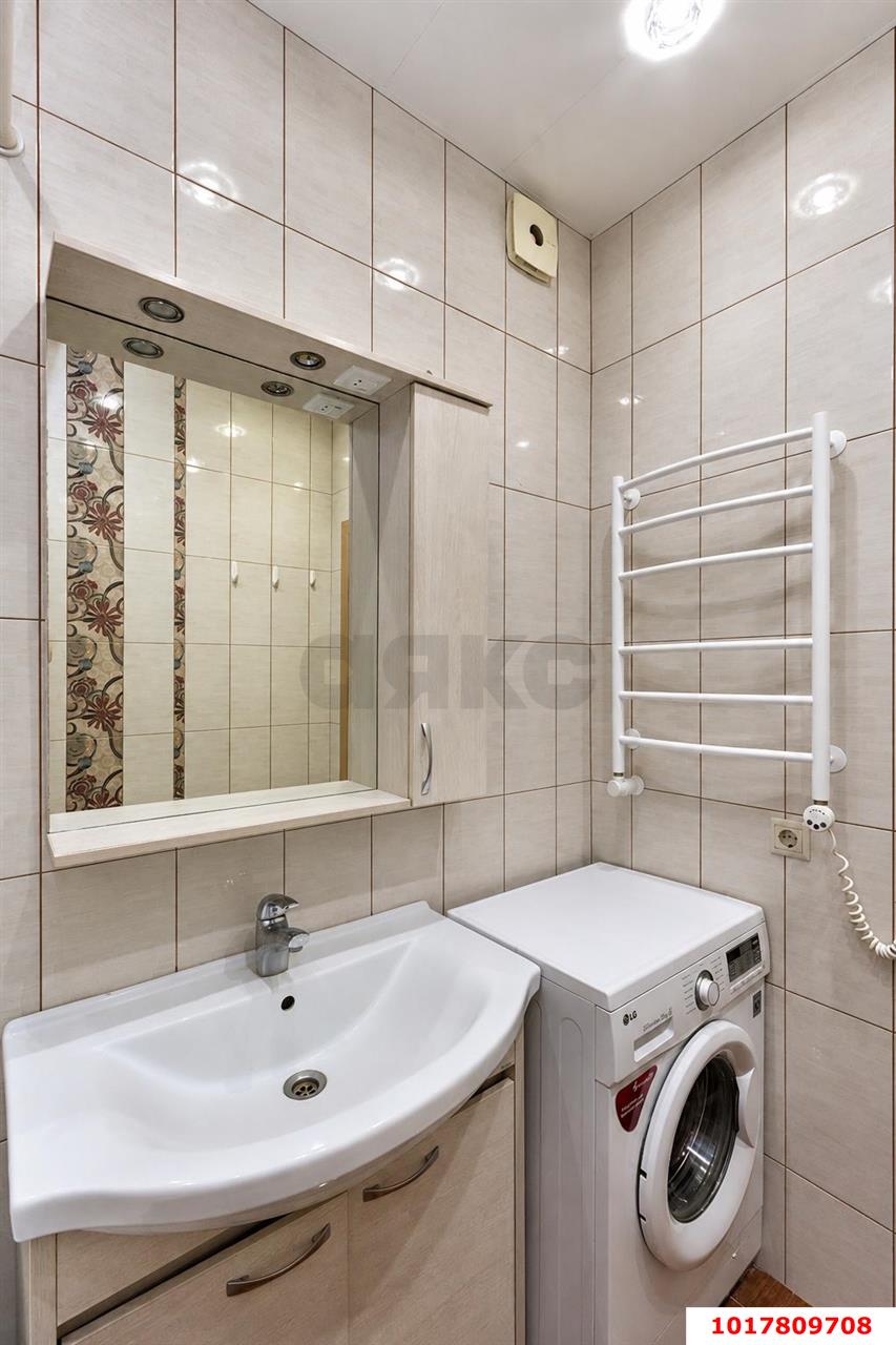 Фото №11: 2-комнатная квартира <span class="whitespace-nowrap">70 м²</span>, <span class="whitespace-nowrap">9/16 эт.</span> - Краснодар, Центральный внутригородской округ, мкр. Завод Измерительных Приборов, ул. Московская, 59
