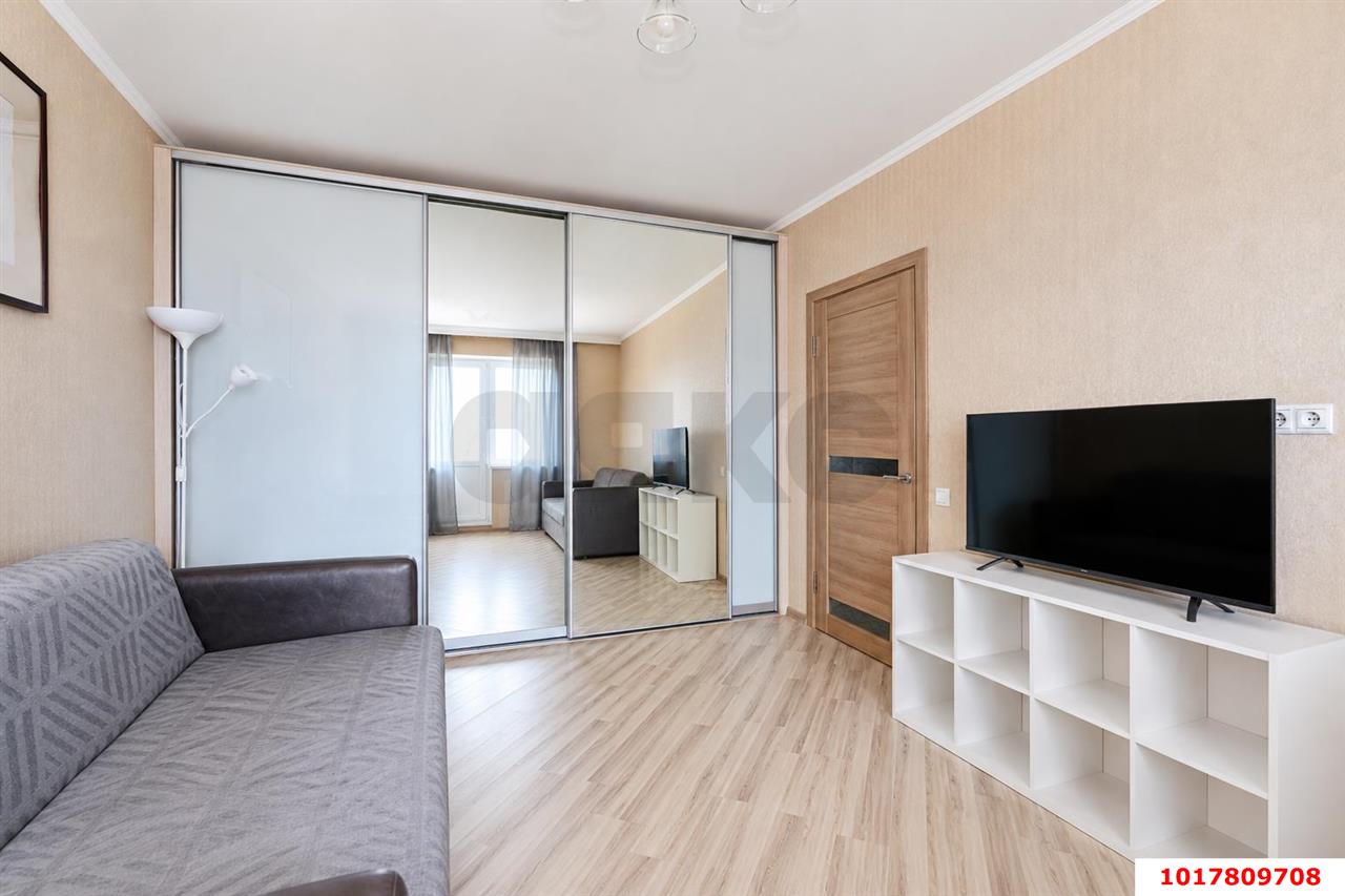 Фото №10: 2-комнатная квартира <span class="whitespace-nowrap">70 м²</span>, <span class="whitespace-nowrap">9/16 эт.</span> - Краснодар, Центральный внутригородской округ, мкр. Завод Измерительных Приборов, ул. Московская, 59