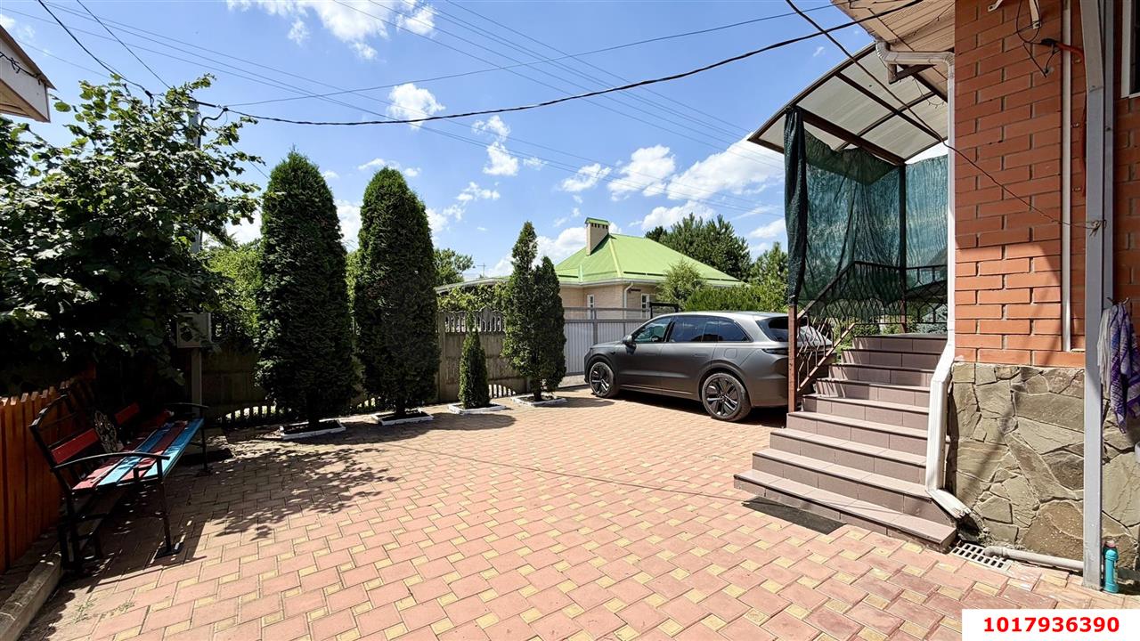 Фото №3: Дом <span class="whitespace-nowrap">201 м²</span> <span class="whitespace-nowrap">+ 6 сот.</span>, <span class="whitespace-nowrap">2 эт.</span> - Октябрьский, Прикубанский внутригородской округ, мкр. СНТ Тополь, ул. Сиреневая, 11