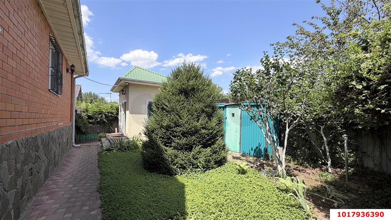 Фото №4: Дом <span class="whitespace-nowrap">201 м²</span> <span class="whitespace-nowrap">+ 6 сот.</span>, <span class="whitespace-nowrap">2 эт.</span> - Октябрьский, Прикубанский внутригородской округ, мкр. СНТ Тополь, ул. Сиреневая, 11