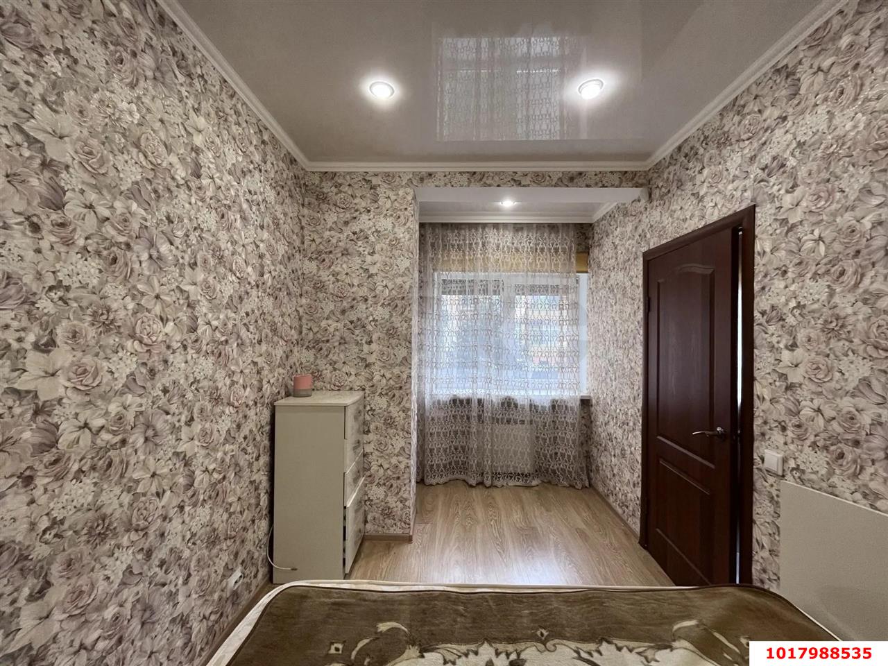 Фото №2: 1-комнатная квартира <span class="whitespace-nowrap">44 м²</span>, <span class="whitespace-nowrap">1/3 эт.</span> - Краснодар, Прикубанский внутригородской округ, Калинино, мкр. Завод Радиоизмерительных Приборов, ул. Яснополянская, 17