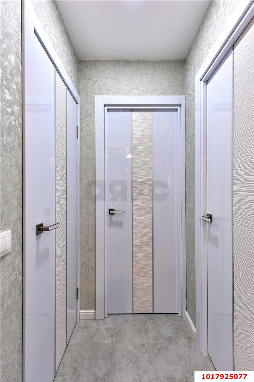 Фото №12: 2-комнатная квартира <span class="whitespace-nowrap">56 м²</span>, <span class="whitespace-nowrap">15/16 эт.</span> - Краснодар, Прикубанский внутригородской округ, мкр. Восточно-Кругликовский, ул. Черкасская, 58