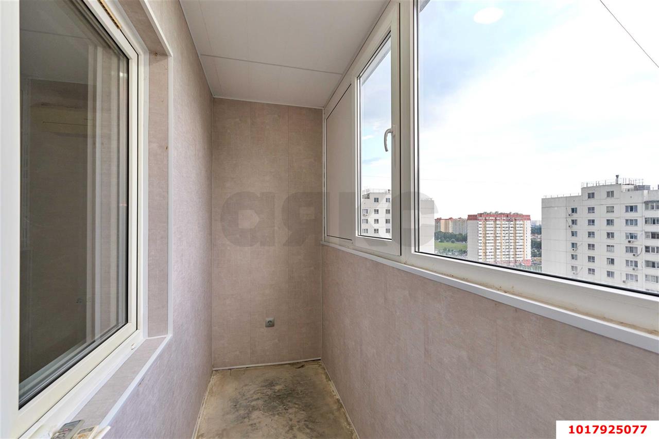 Фото №9: 2-комнатная квартира <span class="whitespace-nowrap">56 м²</span>, <span class="whitespace-nowrap">15/16 эт.</span> - Краснодар, Прикубанский внутригородской округ, мкр. Восточно-Кругликовский, ул. Черкасская, 58
