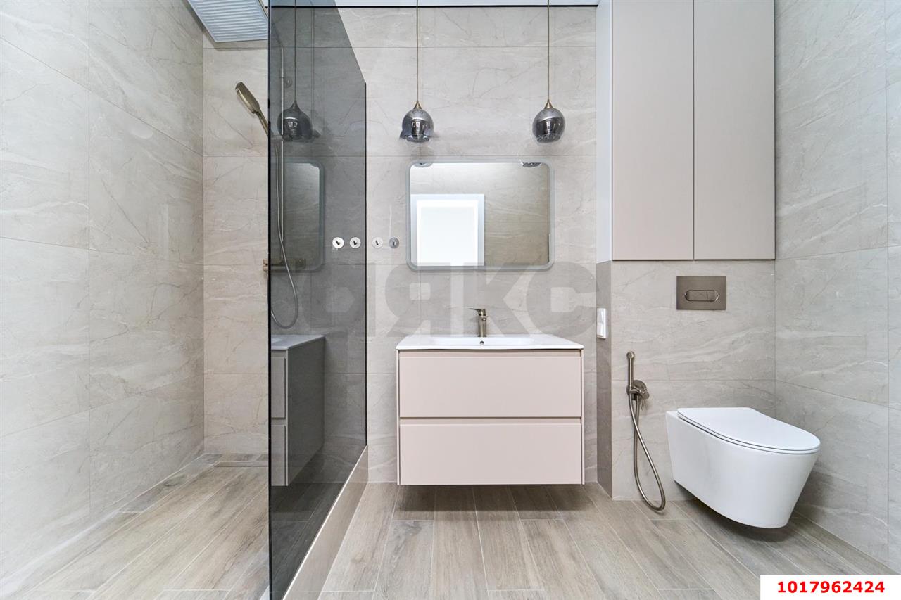 Фото №13: 1-комнатная квартира <span class="whitespace-nowrap">43 м²</span>, <span class="whitespace-nowrap">5/16 эт.</span> - Краснодар, Прикубанский внутригородской округ, мкр. 2-я Площадка, ул. Ветеранов, 85