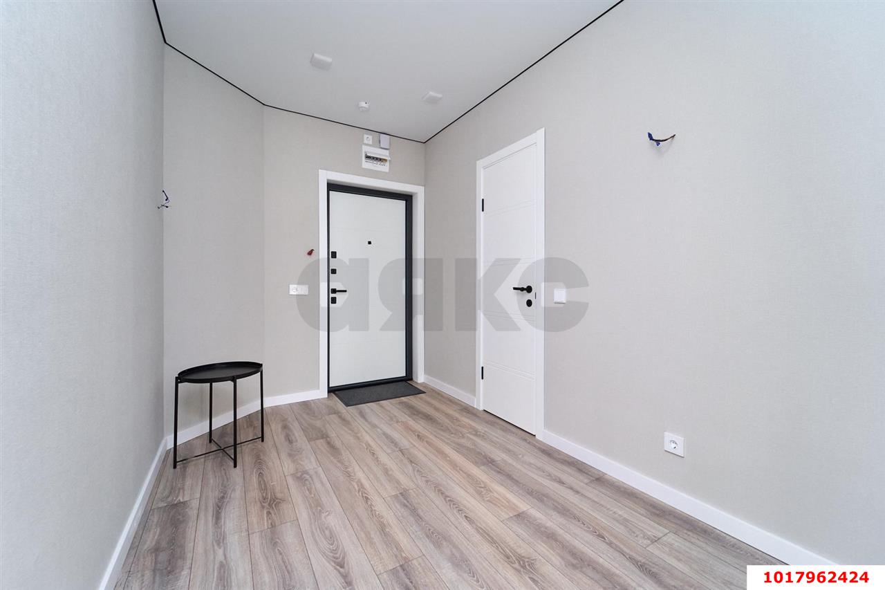 Фото №6: 1-комнатная квартира <span class="whitespace-nowrap">43 м²</span>, <span class="whitespace-nowrap">5/16 эт.</span> - Краснодар, Прикубанский внутригородской округ, мкр. 2-я Площадка, ул. Ветеранов, 85