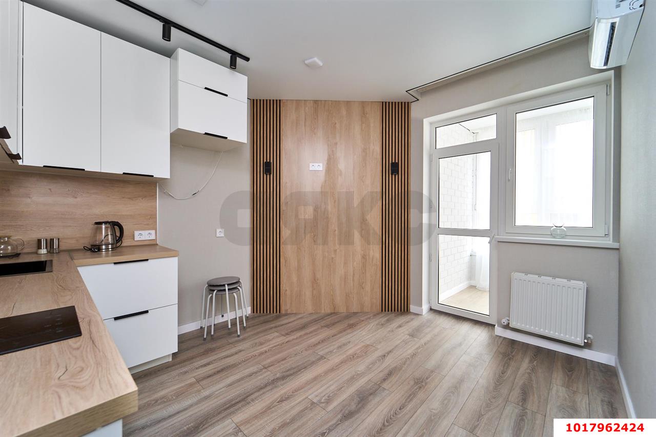 Фото №2: 1-комнатная квартира <span class="whitespace-nowrap">43 м²</span>, <span class="whitespace-nowrap">5/16 эт.</span> - Краснодар, Прикубанский внутригородской округ, мкр. 2-я Площадка, ул. Ветеранов, 85