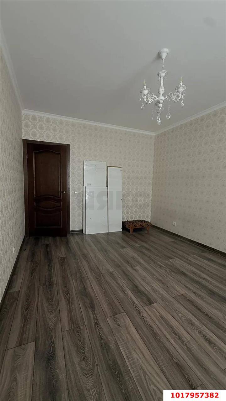 Фото №8: 2-комнатная квартира <span class="whitespace-nowrap">58 м²</span>, <span class="whitespace-nowrap">11/11 эт.</span> - Краснодар, Прикубанский внутригородской округ, Славянский, мкр. Светлоград, ул. Красных Партизан, 1/4к4