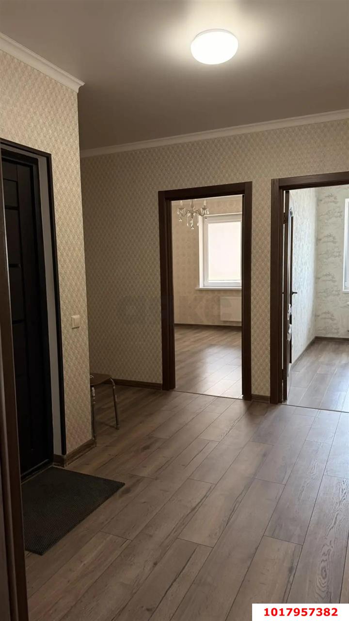 Фото №11: 2-комнатная квартира <span class="whitespace-nowrap">58 м²</span>, <span class="whitespace-nowrap">11/11 эт.</span> - Краснодар, Прикубанский внутригородской округ, Славянский, мкр. Светлоград, ул. Красных Партизан, 1/4к4