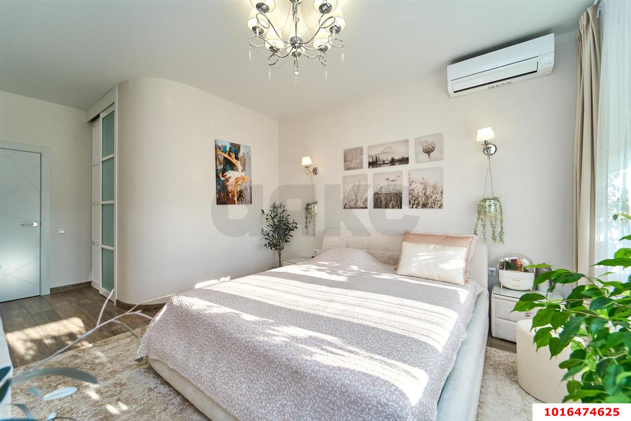 Фото №13: 3-комнатная квартира <span class="whitespace-nowrap">95 м²</span>, <span class="whitespace-nowrap">7/10 эт.</span> - Краснодар, Карасунский внутригородской округ, мкр. Черёмушки, ул. Димитрова, 202