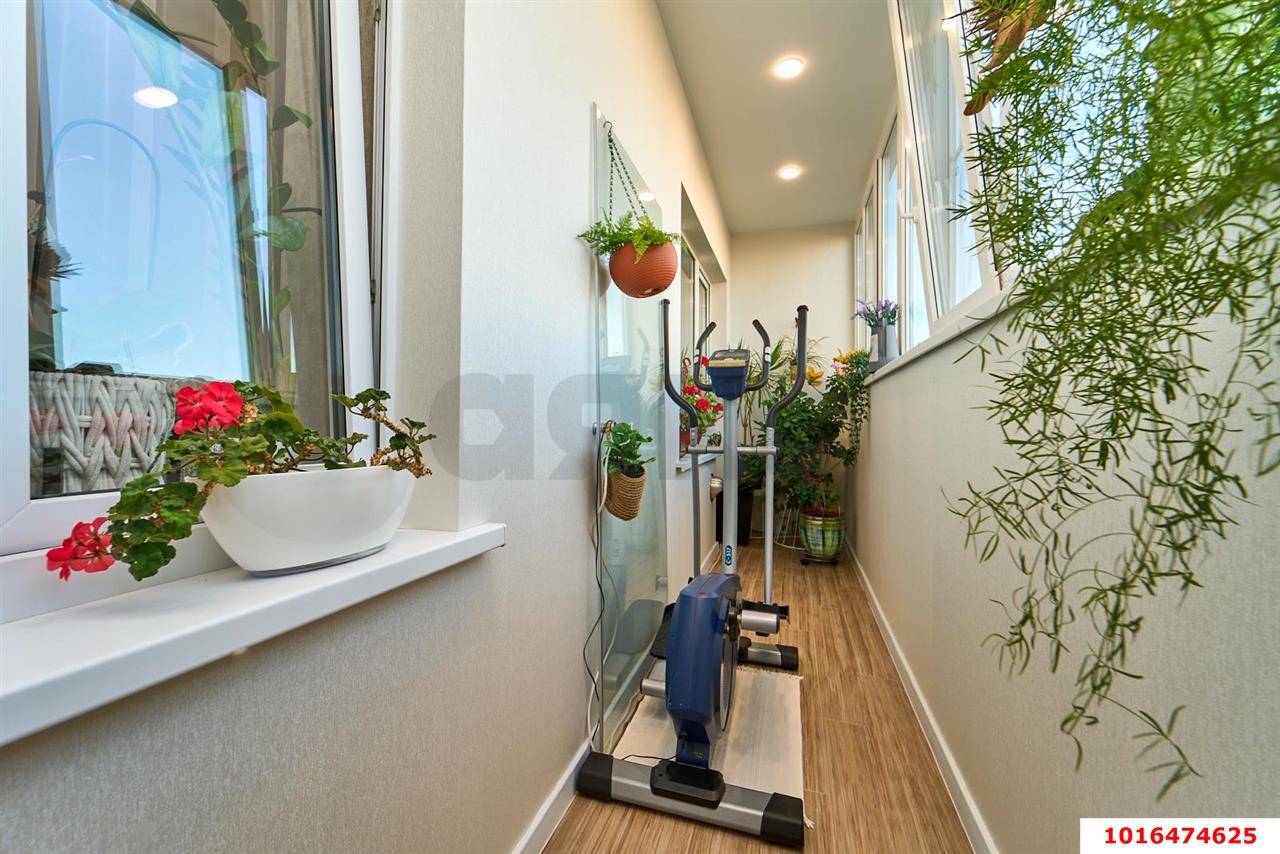 Фото №10: 3-комнатная квартира <span class="whitespace-nowrap">95 м²</span>, <span class="whitespace-nowrap">7/10 эт.</span> - Краснодар, Карасунский внутригородской округ, мкр. Черёмушки, ул. Димитрова, 202