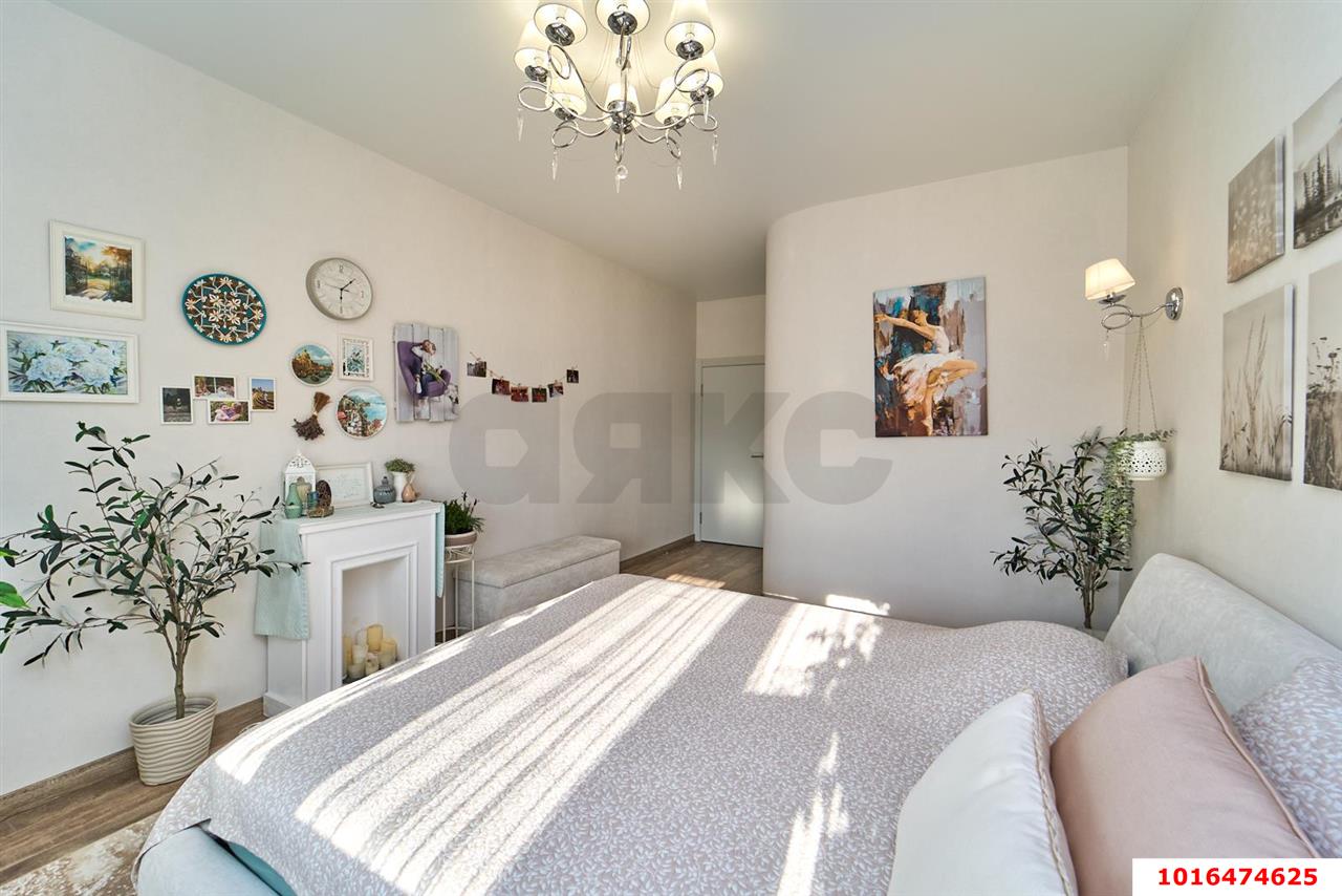 Фото №14: 3-комнатная квартира <span class="whitespace-nowrap">95 м²</span>, <span class="whitespace-nowrap">7/10 эт.</span> - Краснодар, Карасунский внутригородской округ, мкр. Черёмушки, ул. Димитрова, 202