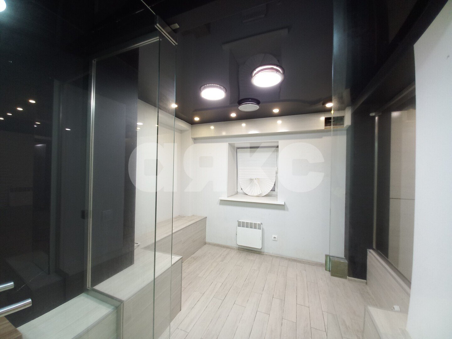Фото №3: Коммерция <span class="whitespace-nowrap">70 м²</span>, <span class="whitespace-nowrap">-1/5 эт.</span> - Волгоград, р. Центральный, ул. Советская, 21