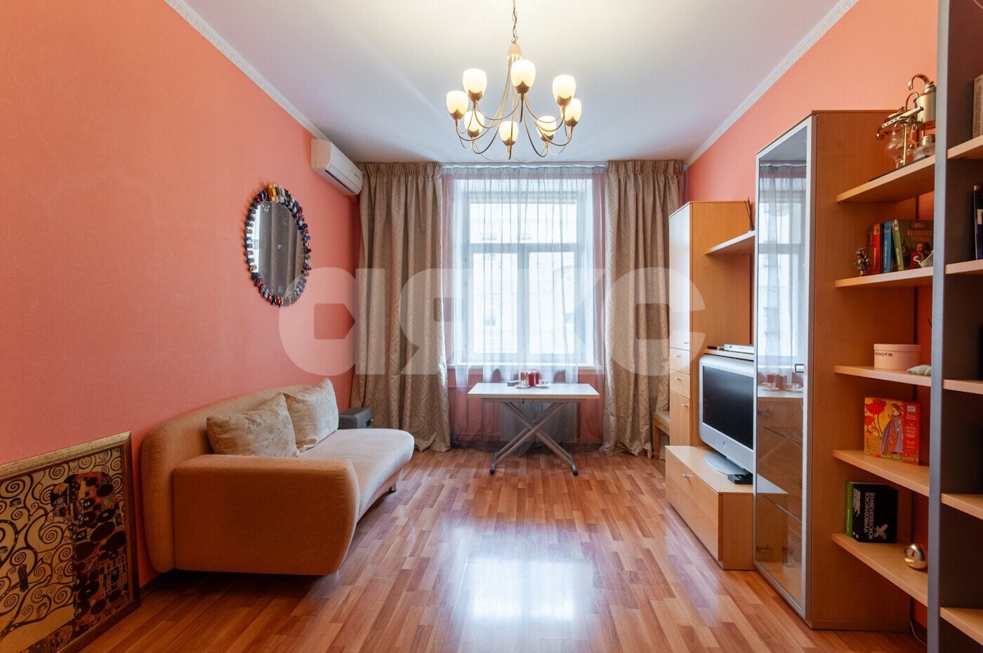 Фото №1: 3-комнатная квартира <span class="whitespace-nowrap">77 м²</span>, <span class="whitespace-nowrap">3/5 эт.</span> - Москва, ул. Гашека, 9