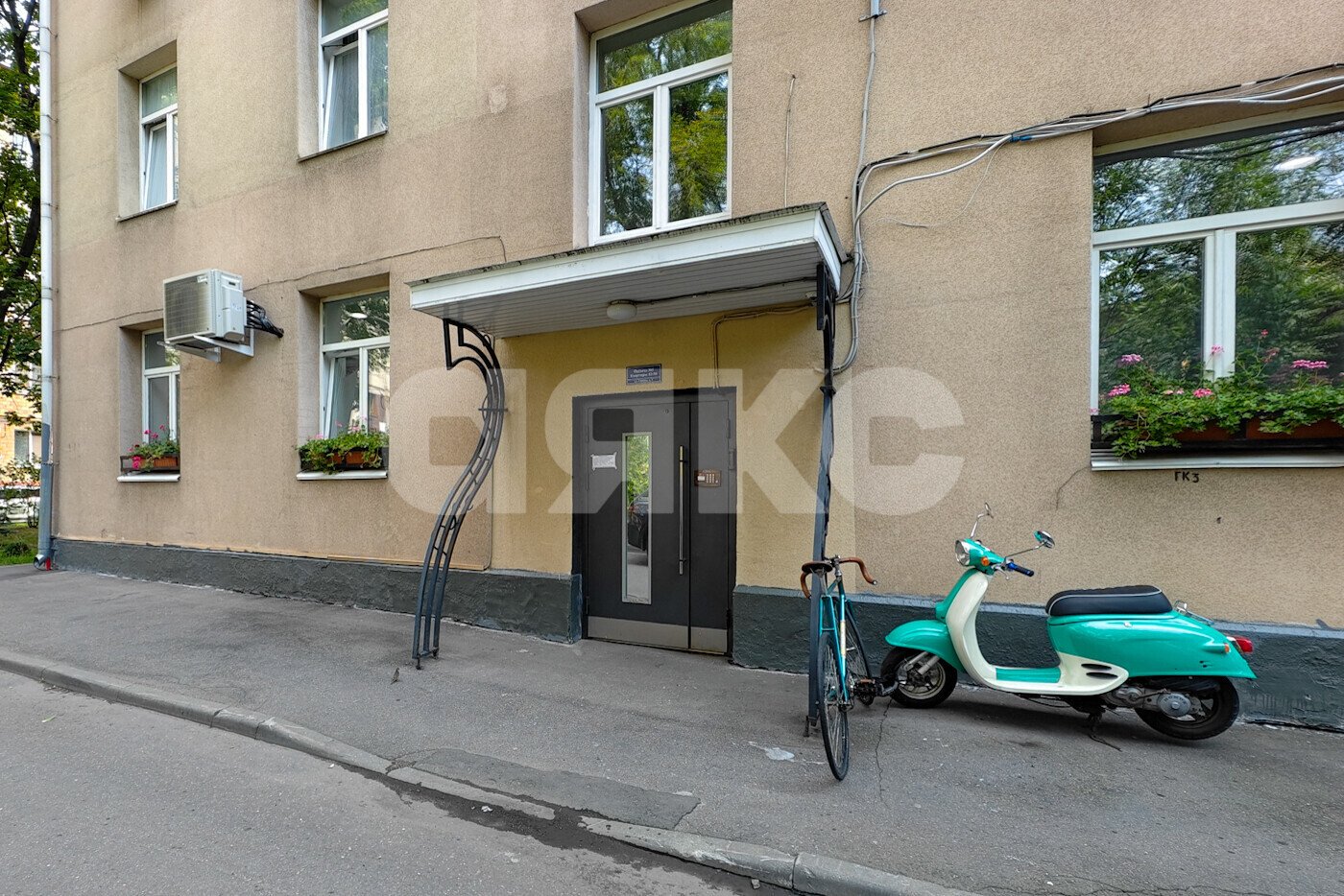 Фото №26: 3-комнатная квартира <span class="whitespace-nowrap">77 м²</span>, <span class="whitespace-nowrap">3/5 эт.</span> - Москва, ул. Гашека, 9