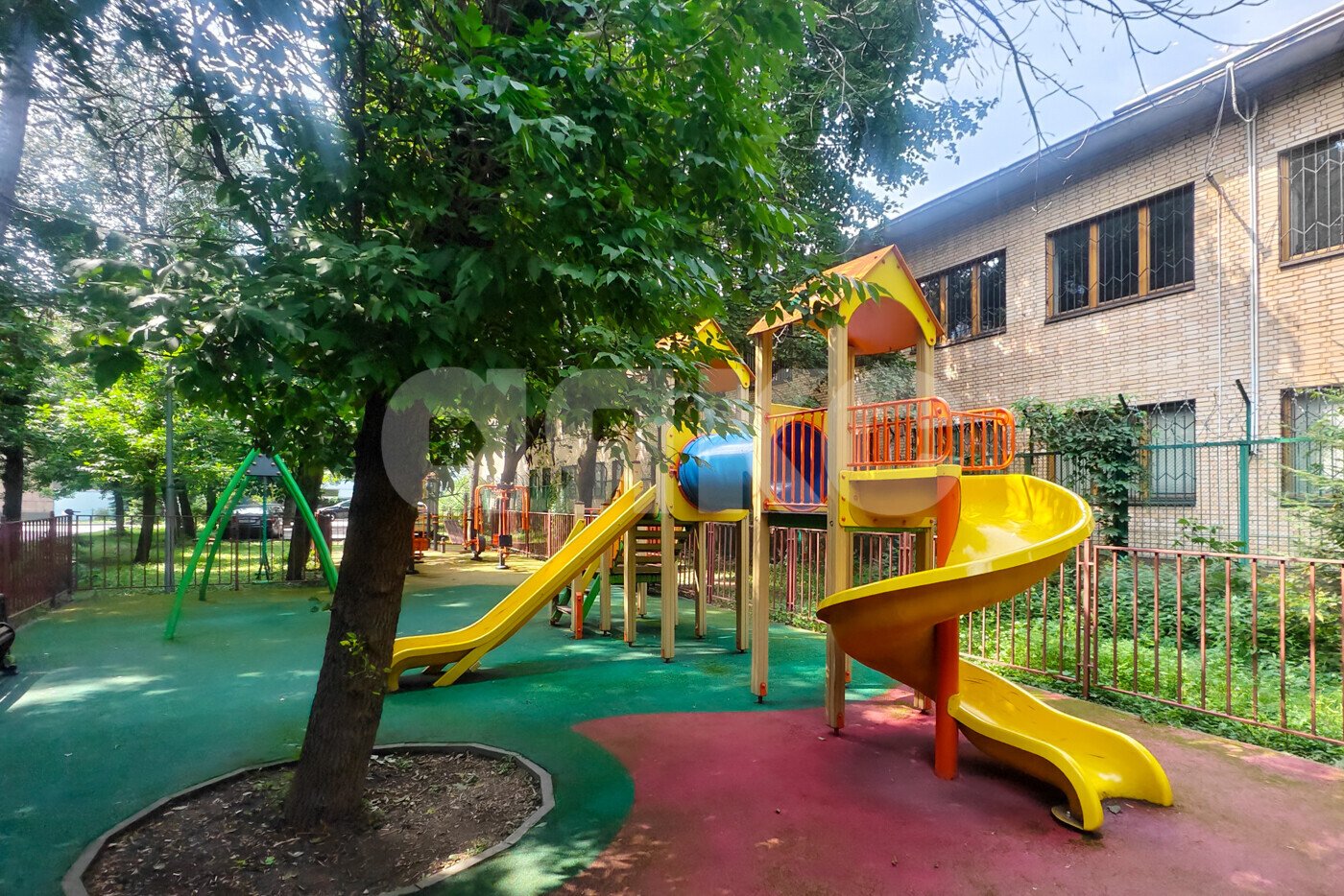 Фото №23: 3-комнатная квартира <span class="whitespace-nowrap">77 м²</span>, <span class="whitespace-nowrap">3/5 эт.</span> - Москва, ул. Гашека, 9