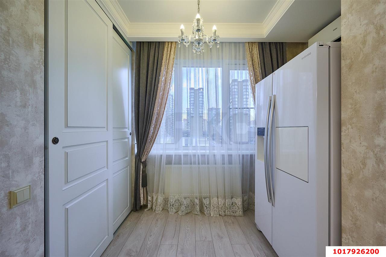 Фото №5: 3-комнатная квартира <span class="whitespace-nowrap">92 м²</span>, <span class="whitespace-nowrap">6/16 эт.</span> - Краснодар, Прикубанский внутригородской округ, Панорама, ЖК Перспектива, мкр. ЖК Династия, ул. Героев-Разведчиков, 12/1