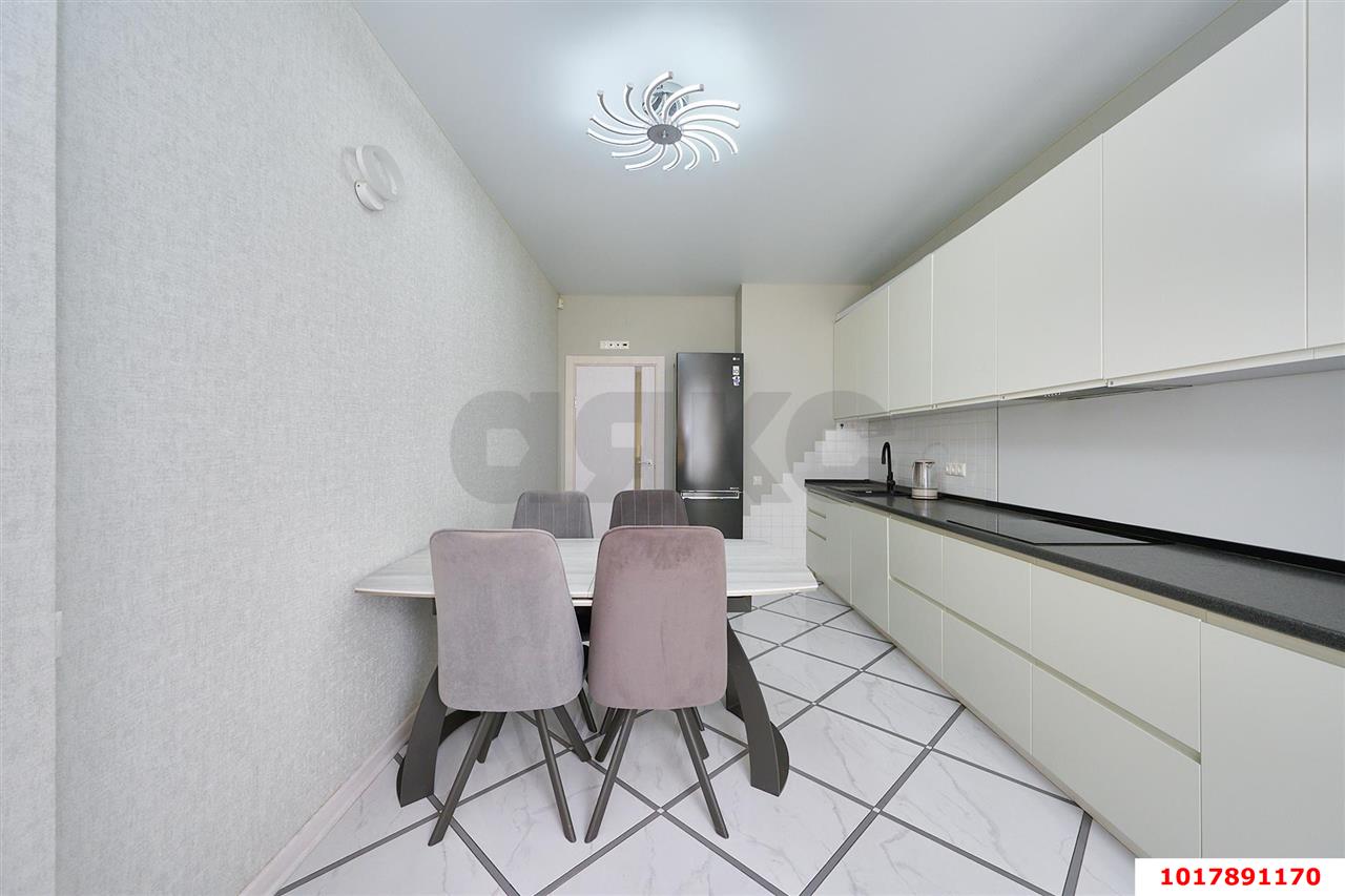Фото №3: 2-комнатная квартира <span class="whitespace-nowrap">85 м²</span>, <span class="whitespace-nowrap">8/24 эт.</span> - Краснодар, Западный внутригородской округ, Фестивальный, мкр. жилой комплекс Триумф, ул. имени П.М. Гаврилова, 27