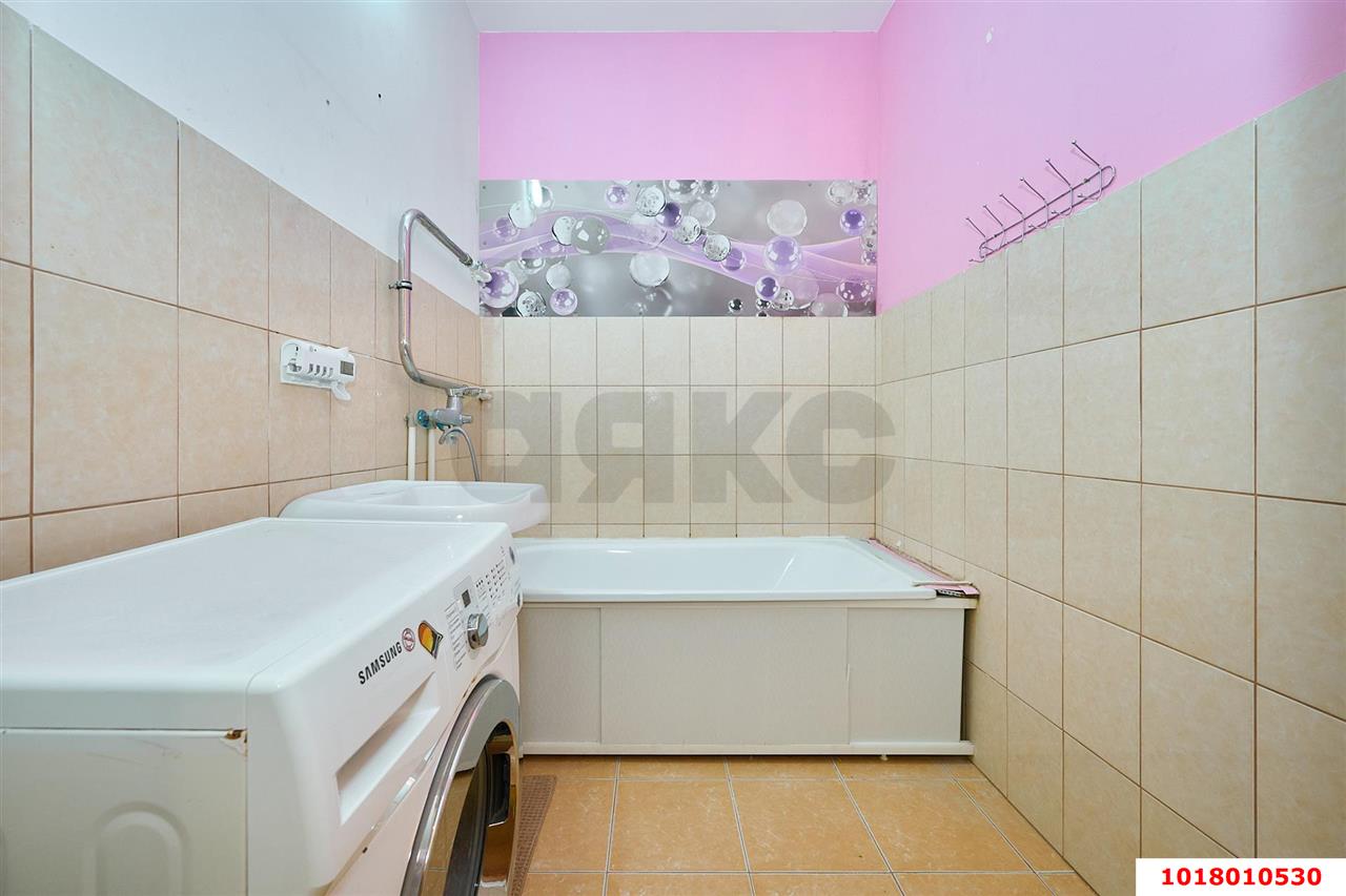 Фото №11: 2-комнатная квартира <span class="whitespace-nowrap">72 м²</span>, <span class="whitespace-nowrap">8/17 эт.</span> - Краснодар, Карасунский внутригородской округ, Комсомольский, мкр. ЖК Пересвет-Карасунский, ул. Сормовская, 216