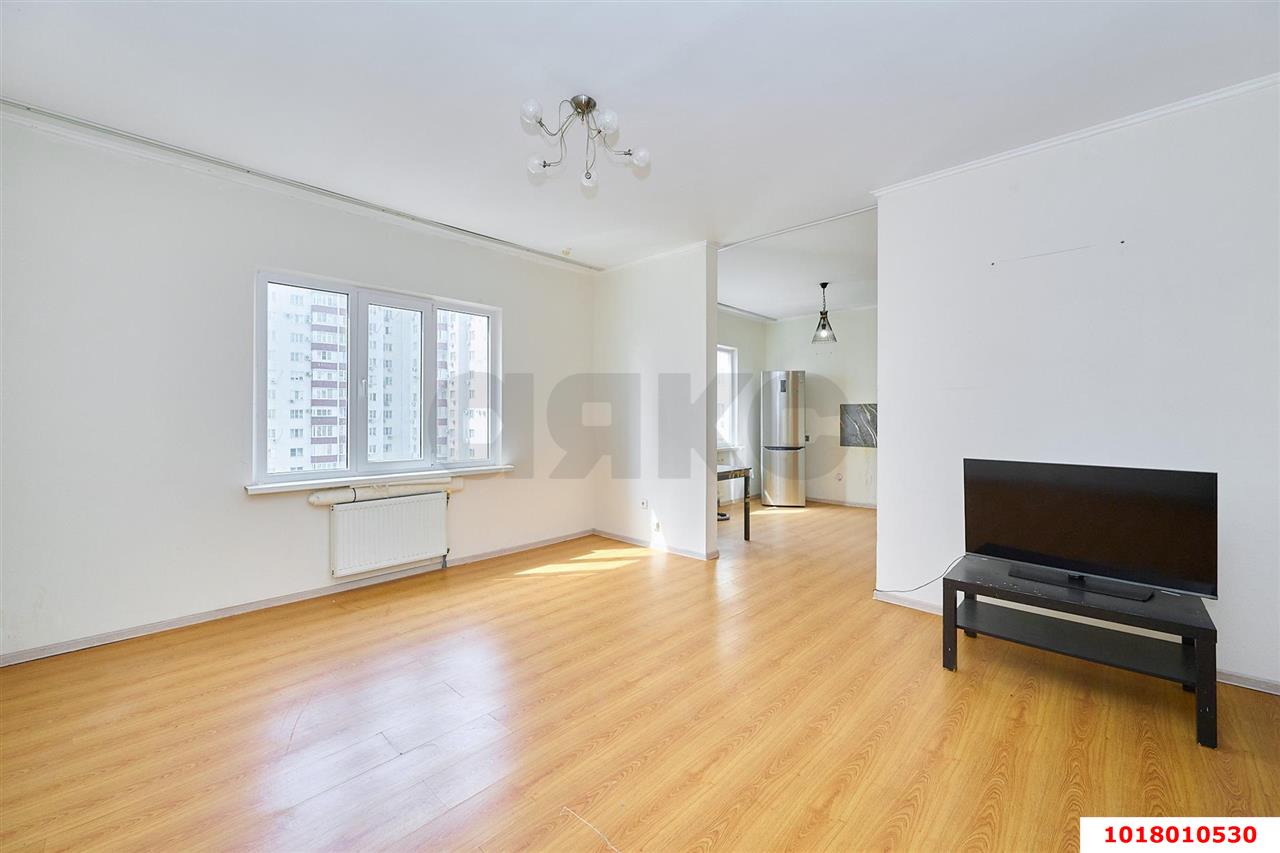 Фото №6: 2-комнатная квартира <span class="whitespace-nowrap">72 м²</span>, <span class="whitespace-nowrap">8/17 эт.</span> - Краснодар, Карасунский внутригородской округ, Комсомольский, мкр. ЖК Пересвет-Карасунский, ул. Сормовская, 216