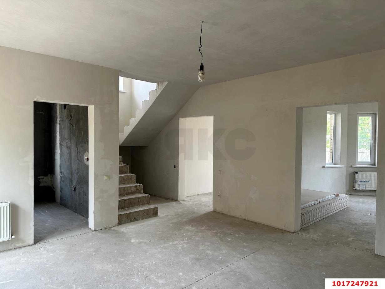 Фото №4: Дом <span class="whitespace-nowrap">120 м²</span> <span class="whitespace-nowrap">+ 4 сот.</span>, <span class="whitespace-nowrap">2 эт.</span> - Козет, мкр. ЖК Адмиралтейский, ул. Каспийская