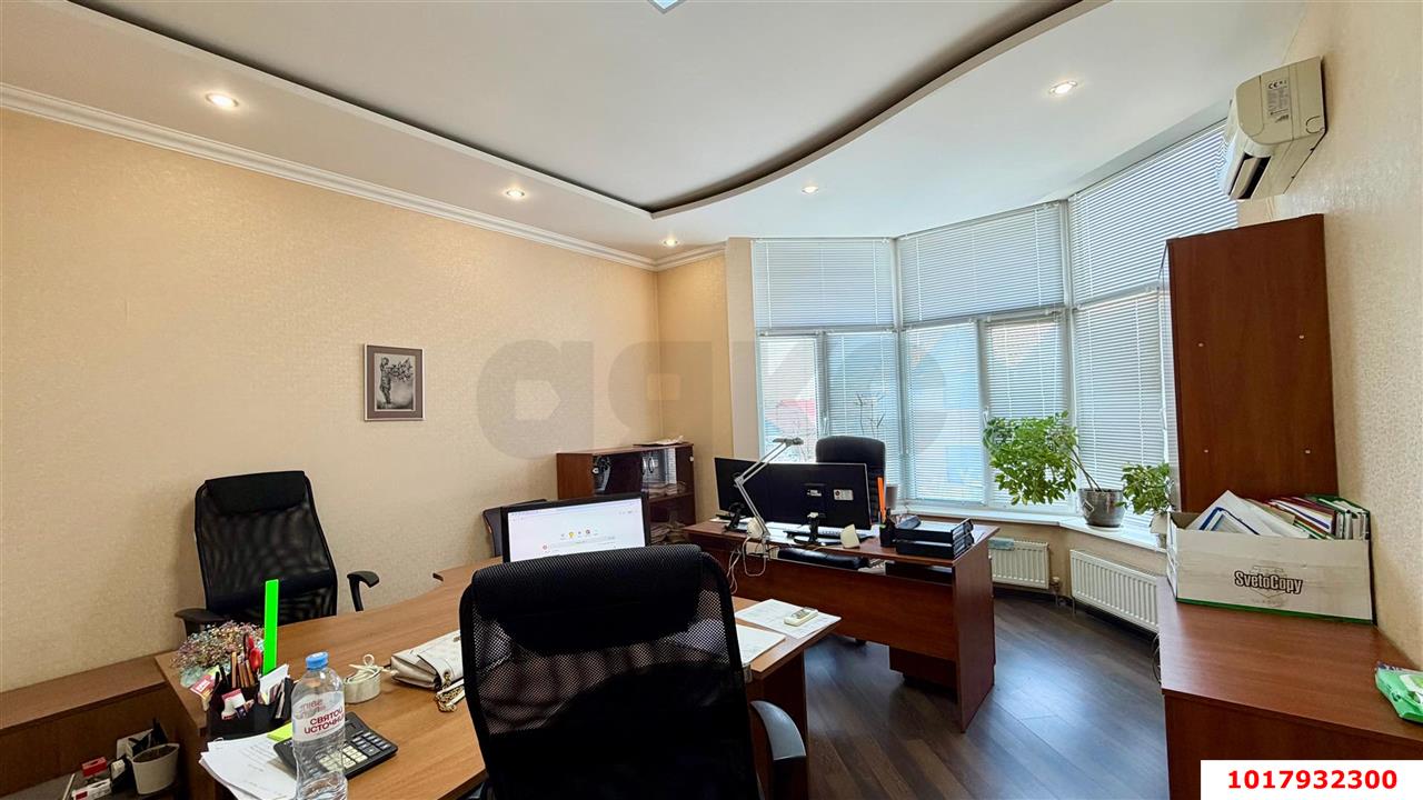 Фото №6: Офисное помещение <span class="whitespace-nowrap">336 м²</span>, <span class="whitespace-nowrap">1/4 эт.</span> - Краснодар, Западный внутригородской округ, мкр. Фестивальный, ул. Красных Партизан, 144/1