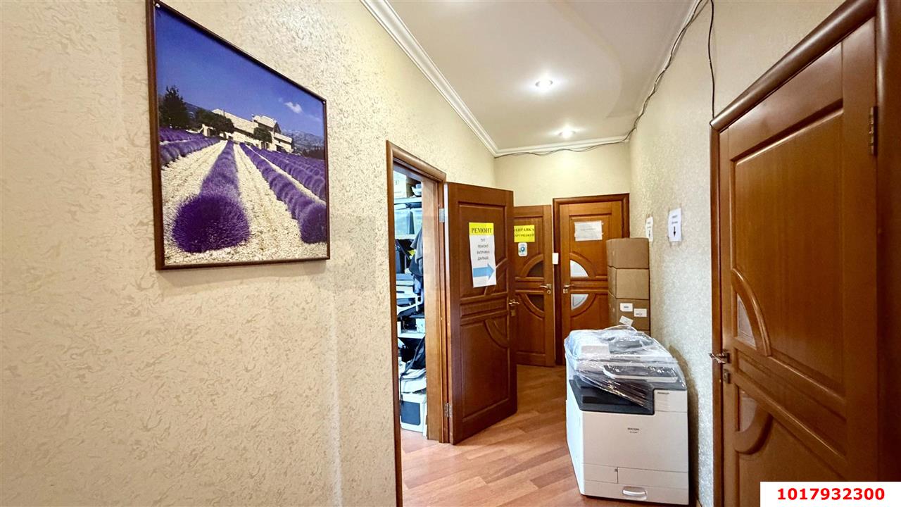 Фото №4: Офисное помещение <span class="whitespace-nowrap">336 м²</span>, <span class="whitespace-nowrap">1/4 эт.</span> - Краснодар, Западный внутригородской округ, мкр. Фестивальный, ул. Красных Партизан, 144/1