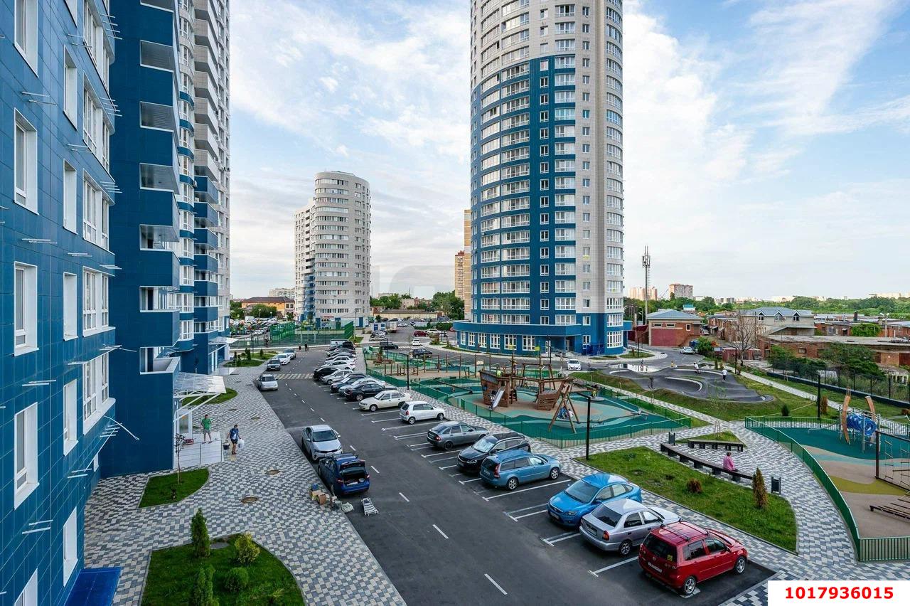 Фото №2: 2-комнатная квартира <span class="whitespace-nowrap">73 м²</span>, <span class="whitespace-nowrap">24/24 эт.</span> - Краснодар, Центральный внутригородской округ, Черёмушки, мкр. ЖК Фонтаны, ул. Воронежская, 47Дк1