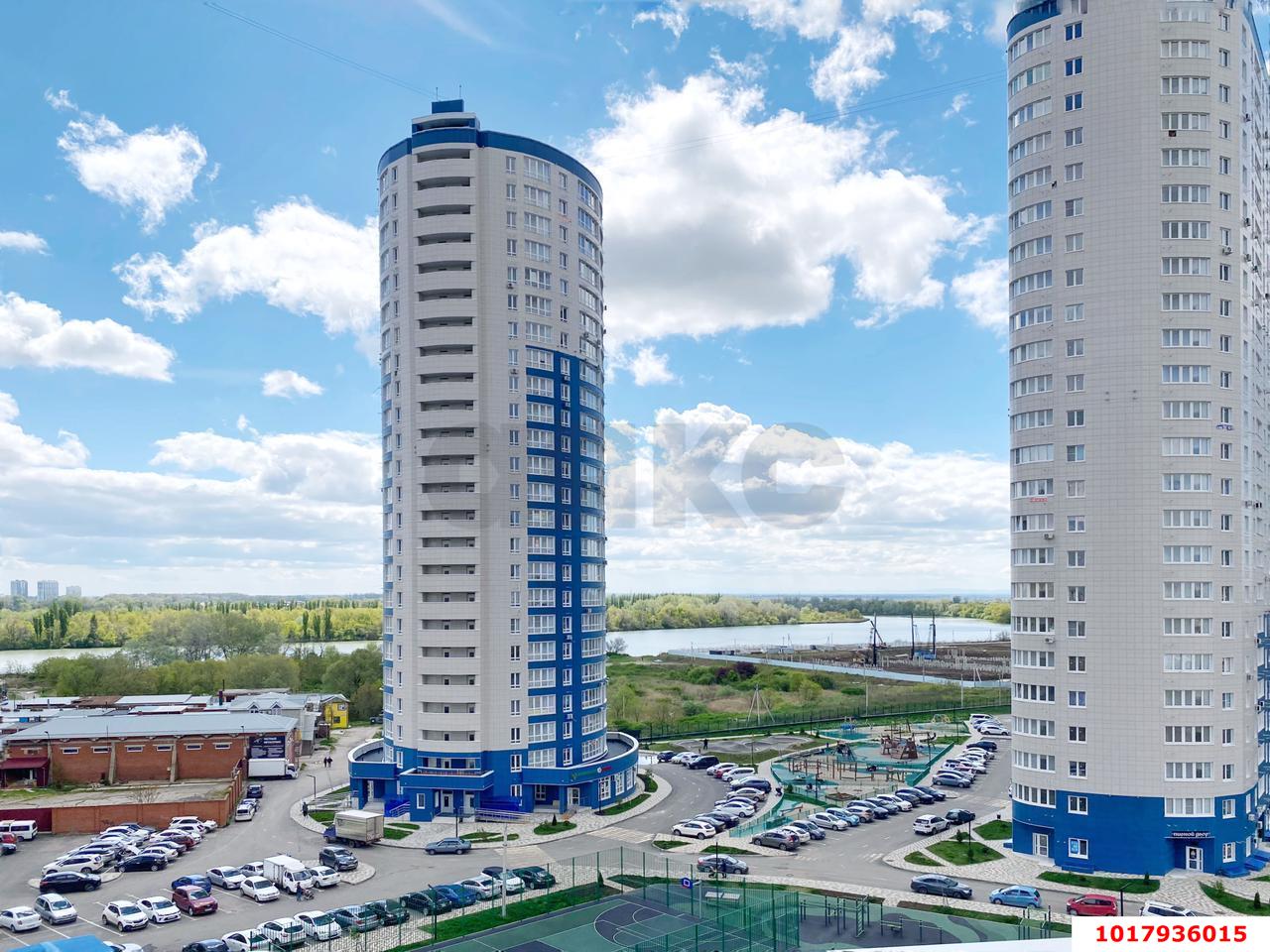 Фото №1: 2-комнатная квартира <span class="whitespace-nowrap">73 м²</span>, <span class="whitespace-nowrap">24/24 эт.</span> - Краснодар, Центральный внутригородской округ, Черёмушки, мкр. ЖК Фонтаны, ул. Воронежская, 47Дк1