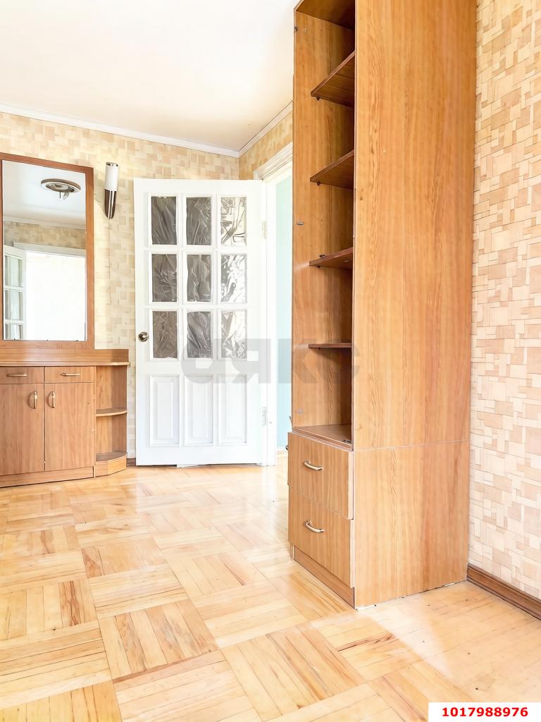 Фото №4: 1-комнатная квартира <span class="whitespace-nowrap">45 м²</span>, <span class="whitespace-nowrap">4/6 эт.</span> - Краснодар, Прикубанский внутригородской округ, Школьный, Круглик, мкр. Табачная Фабрика, ул. Академика Пустовойта, 10