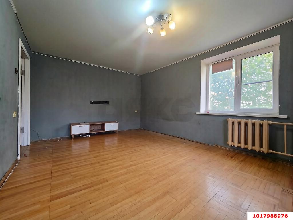 Фото №2: 1-комнатная квартира <span class="whitespace-nowrap">45 м²</span>, <span class="whitespace-nowrap">4/6 эт.</span> - Краснодар, Прикубанский внутригородской округ, Школьный, Круглик, мкр. Табачная Фабрика, ул. Академика Пустовойта, 10