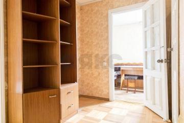 Фото №1: 1-комнатная квартира <span class="whitespace-nowrap">42 м²</span>, <span class="whitespace-nowrap">4/6 эт.</span> - Краснодар, мкр. Табачная Фабрика, ул. Академика Пустовойта, 10