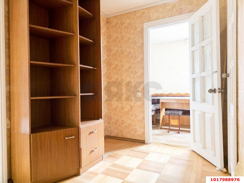 Фото №3: 1-комнатная квартира <span class="whitespace-nowrap">45 м²</span>, <span class="whitespace-nowrap">4/6 эт.</span> - Краснодар, Прикубанский внутригородской округ, Школьный, Круглик, мкр. Табачная Фабрика, ул. Академика Пустовойта, 10