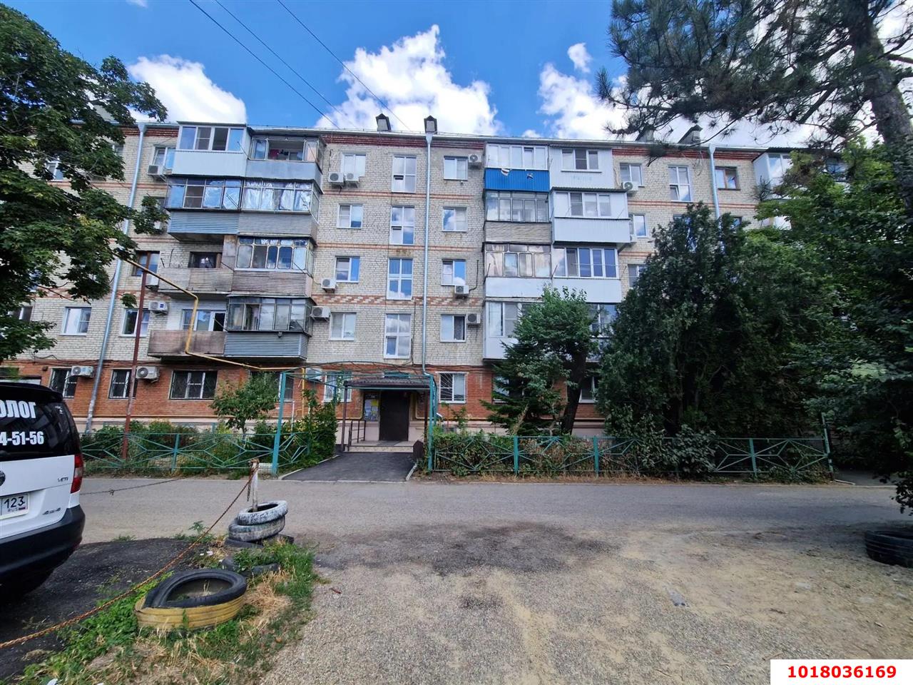 Фото №17: 2-комнатная квартира <span class="whitespace-nowrap">45 м²</span>, <span class="whitespace-nowrap">1/5 эт.</span> - Краснодар, Прикубанский внутригородской округ, мкр. Фестивальный, ул. Атарбекова, 30