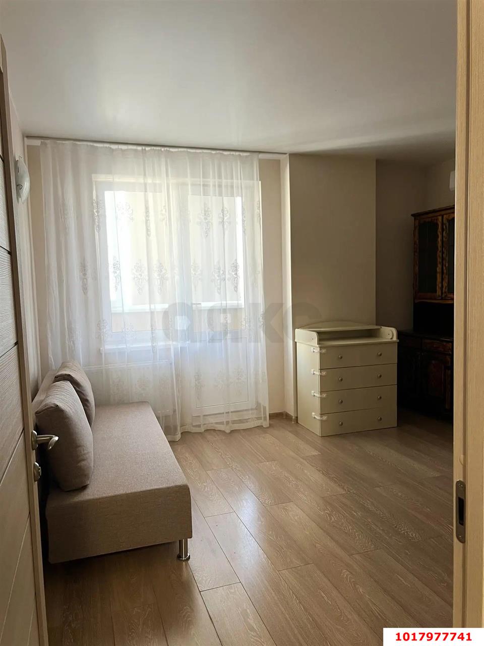 Фото №3: 1-комнатная квартира <span class="whitespace-nowrap">47 м²</span>, <span class="whitespace-nowrap">11/17 эт.</span> - Краснодар, Прикубанский внутригородской округ, 2-я Площадка, мкр. жилой комплекс Кремлёвские Ворота, ул. Кореновская, 2к4