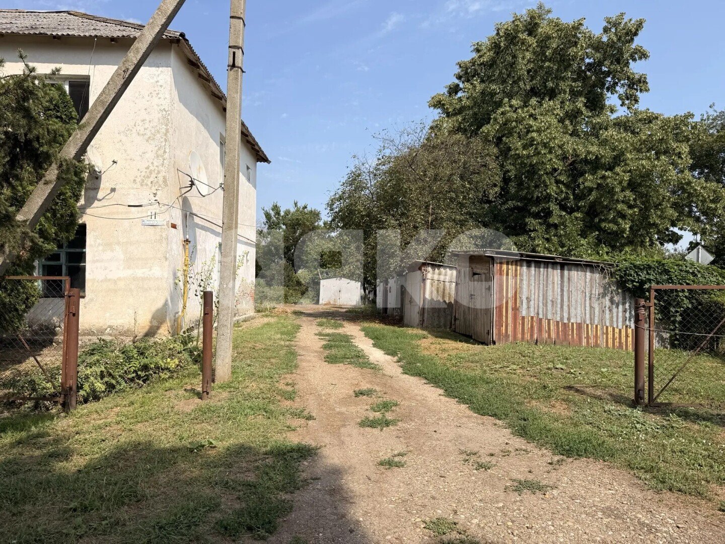Фото №10: 3-комнатная квартира <span class="whitespace-nowrap">80 м²</span>, <span class="whitespace-nowrap">1/1 эт.</span> - Комсомольский, ул. Пионерская, 11