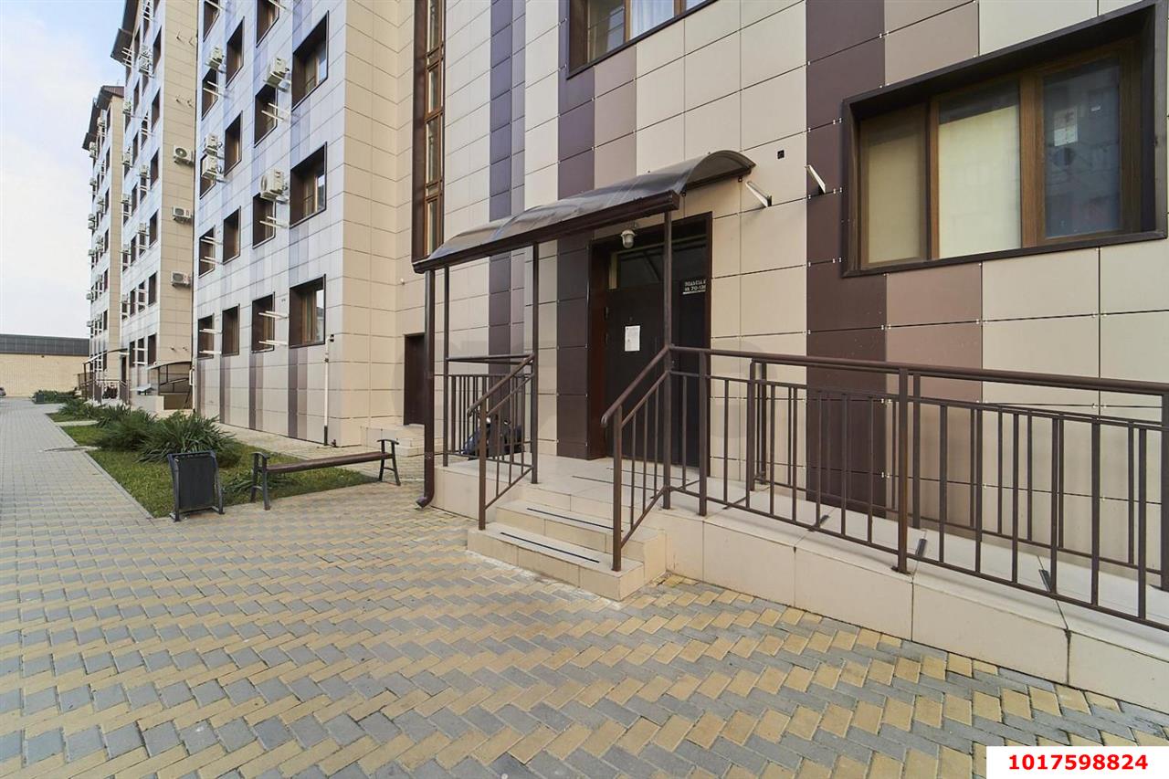 Фото №7: 1-комнатная квартира <span class="whitespace-nowrap">36 м²</span>, <span class="whitespace-nowrap">1/5 эт.</span> - Новая Адыгея, мкр. жилой комплекс Мега-Победа, ул. Береговая, 3к13