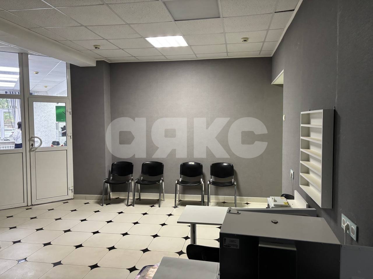 Фото №20: Коммерция <span class="whitespace-nowrap">313 м²</span>, <span class="whitespace-nowrap">1/8 эт.</span> - Волгоград, р. Тракторозаводский, ул. Дзержинского, 15