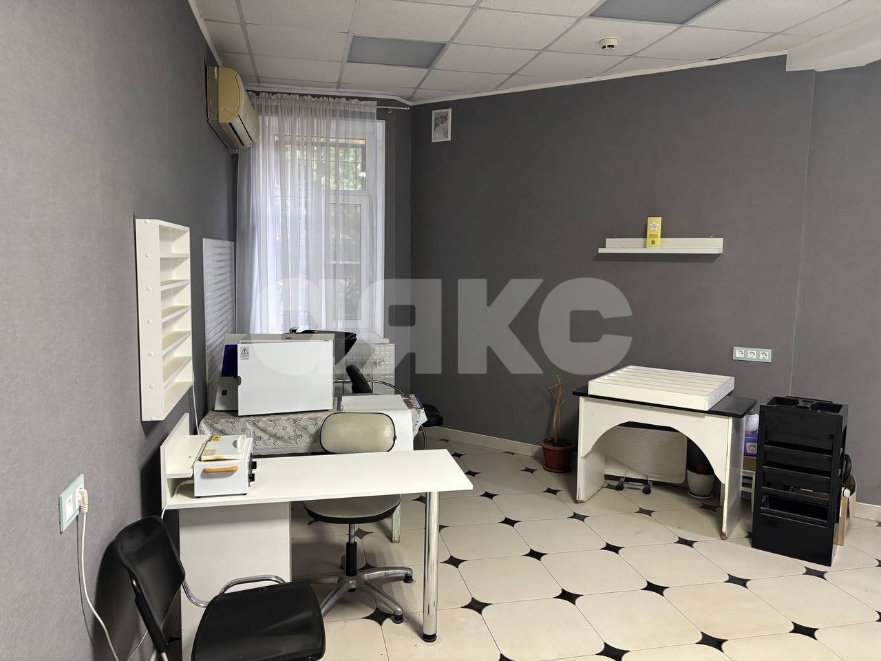 Фото №23: Коммерция <span class="whitespace-nowrap">313 м²</span>, <span class="whitespace-nowrap">1/8 эт.</span> - Волгоград, р. Тракторозаводский, ул. Дзержинского, 15