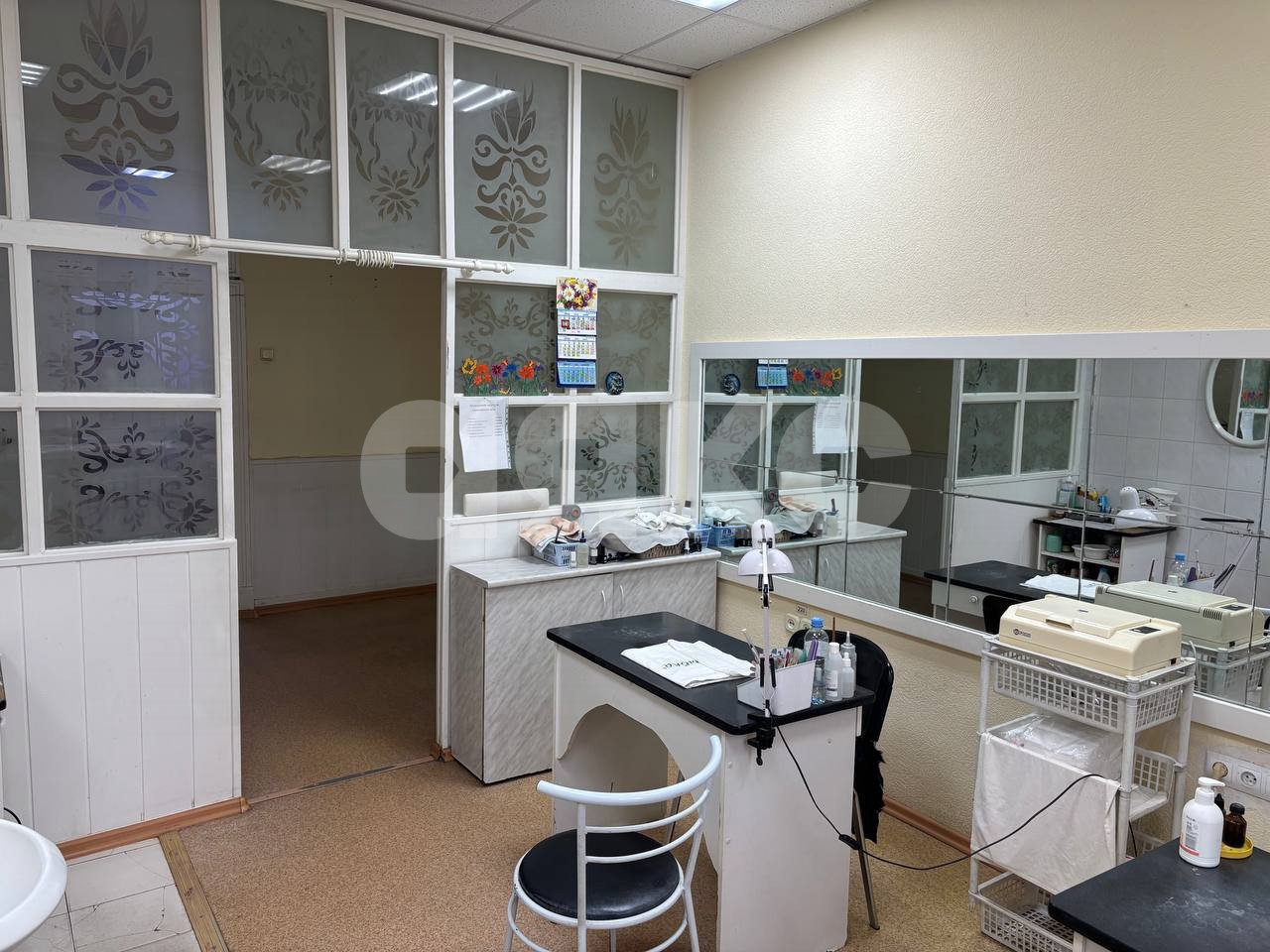 Фото №15: Коммерция <span class="whitespace-nowrap">313 м²</span>, <span class="whitespace-nowrap">1/8 эт.</span> - Волгоград, р. Тракторозаводский, ул. Дзержинского, 15