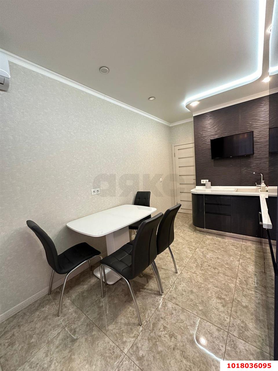 Фото №6: 1-комнатная квартира <span class="whitespace-nowrap">52 м²</span>, <span class="whitespace-nowrap">5/9 эт.</span> - Краснодар, Карасунский внутригородской округ, жилой комплекс Империал, ж/м Пашковский, ул. Леонида Лаврова, 8к3